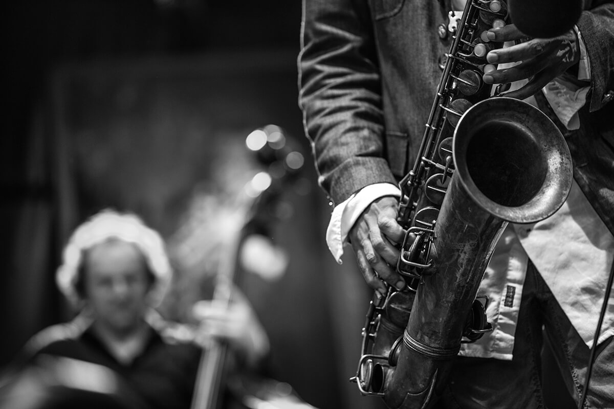 gambar alat musik saxophone