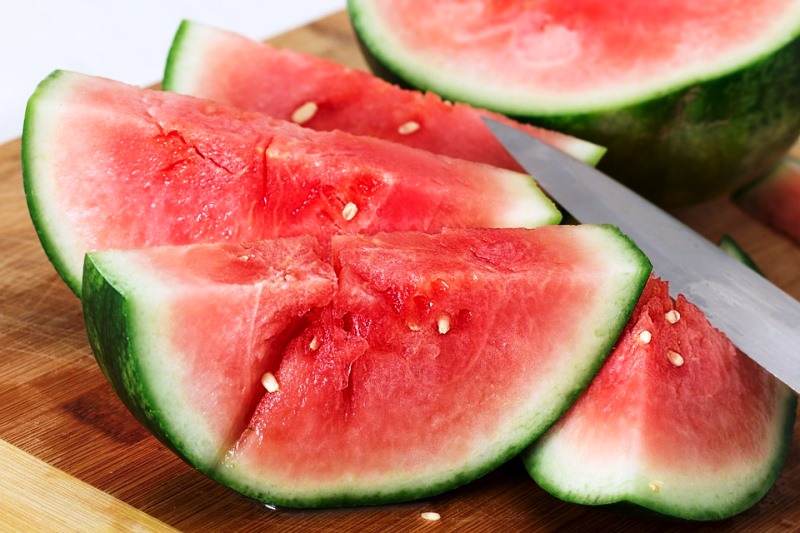 gambar semangka segar