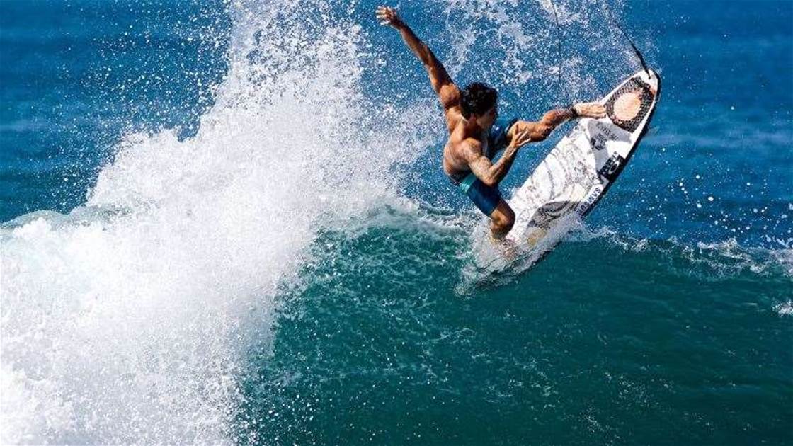 gambar olahraga surfing hd