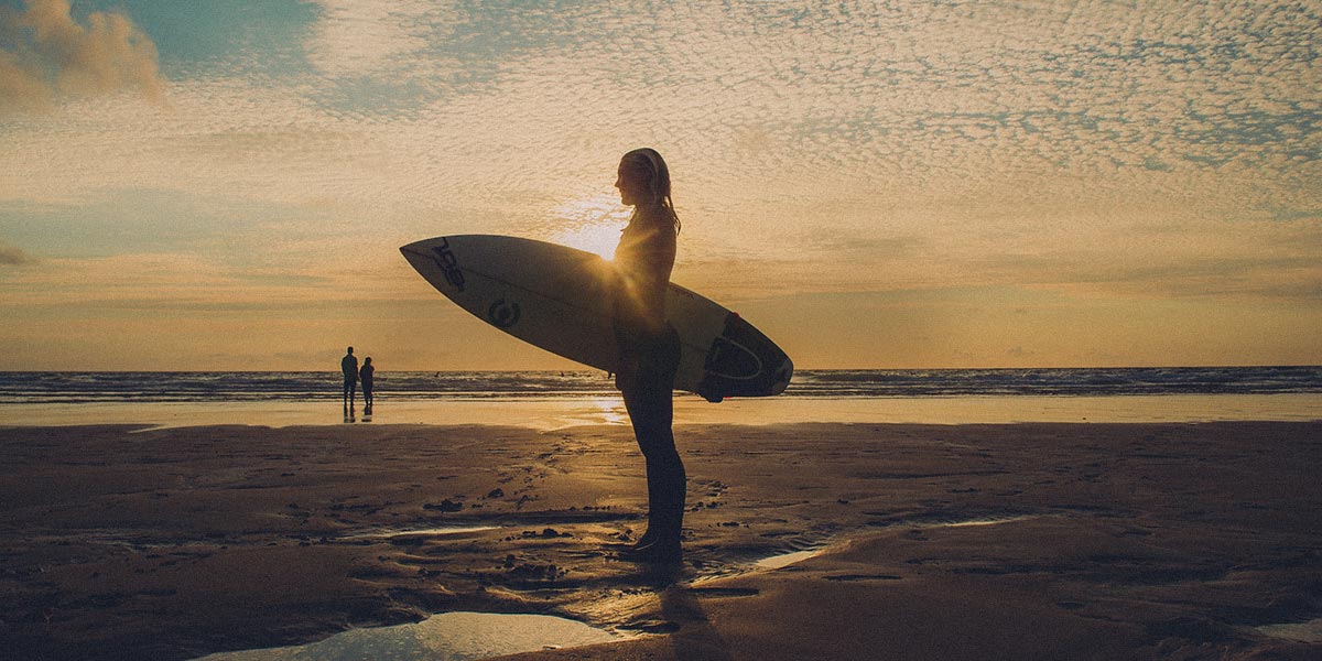 gambar olahraga surfing sunset hd