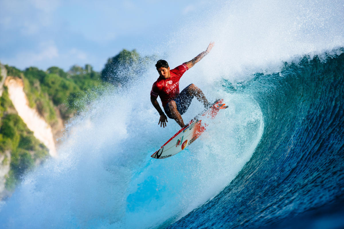 gambar surfing olahraga
