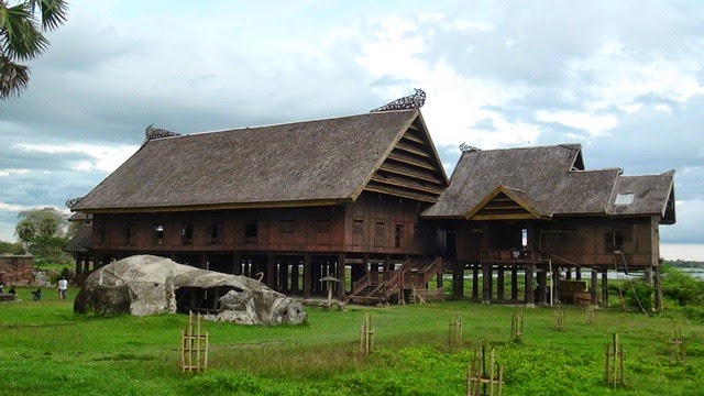 Gambar Rumah Adat Khas Sulawesi Selatan