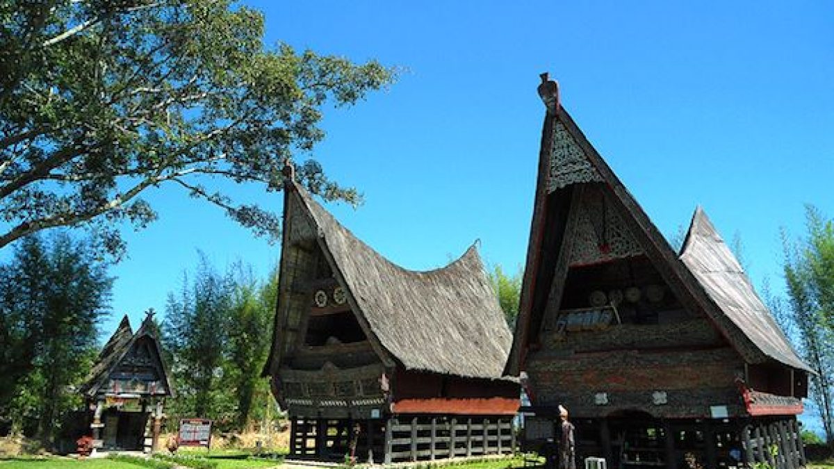 gambar rumah tradisional adat batak