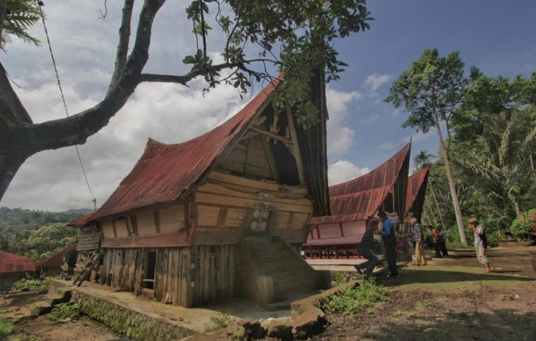 rumah adat sumatera utara hd