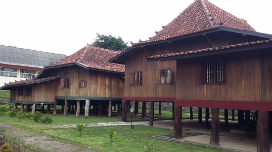 Gambar Rumah Limas, Rumah Adat Palembang